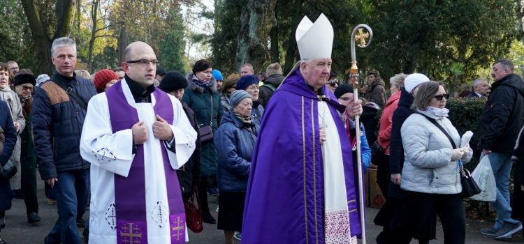 Diecezjalne obchody uroczystości Wszystkich Świętych