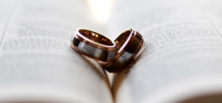 Rozpoczęcie kursu przedmałżeńskiego w parafii Najświętszego Serca Pana Jezusa w Falenicy